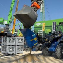 Stand Auger Torque Kinshofer au salon Bauma