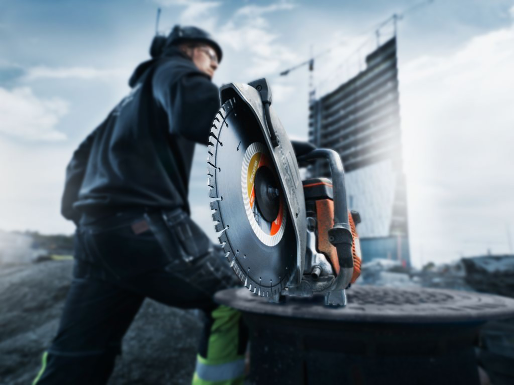 TRONÇONNEUSE (DÉCOUPEUSE) ÉLECTRIQUE HUSQVARNA K 1 PACE 14 À BATTERIE - 350 MM - Image 2