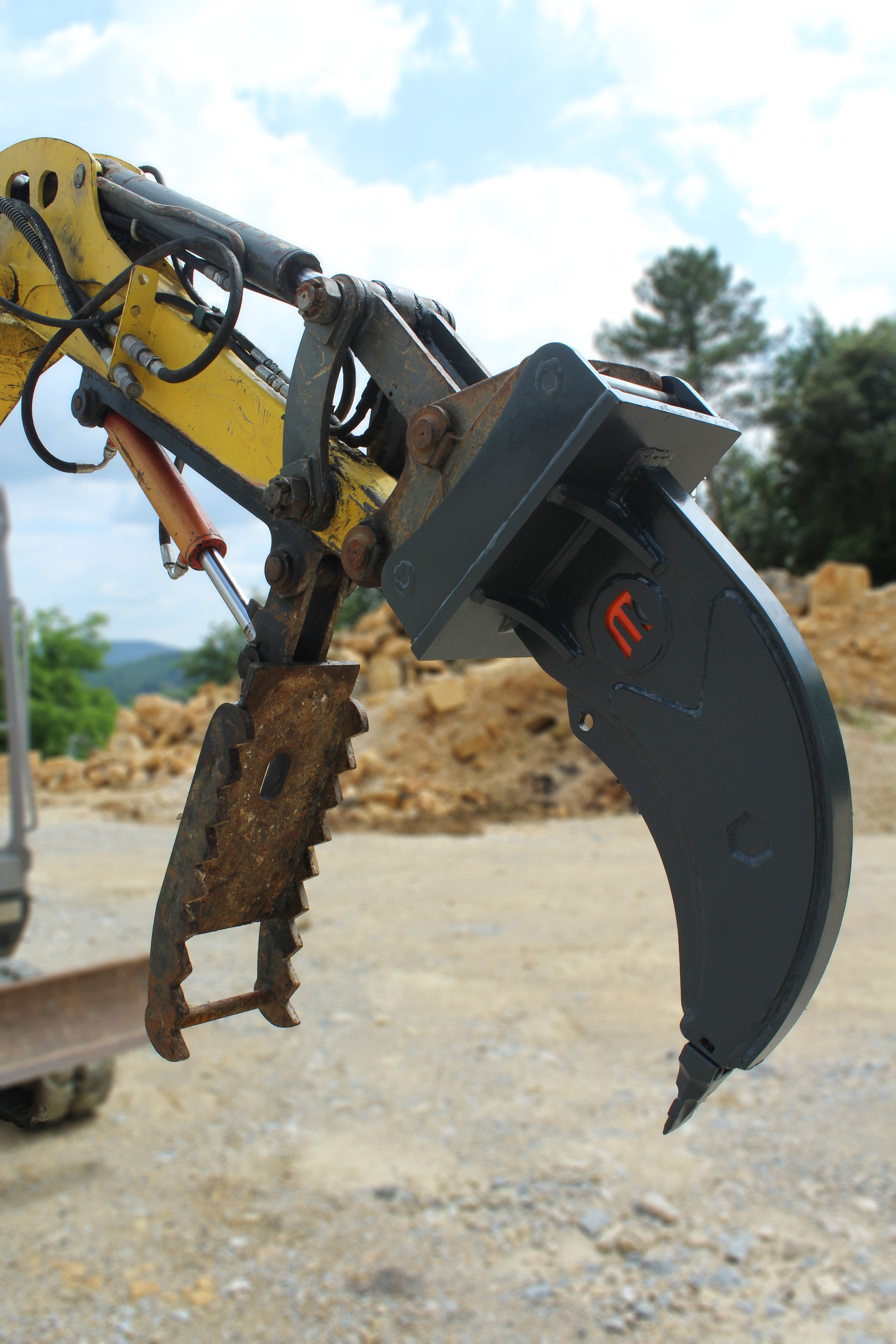 FLEXI SYSTEM DENT DE DEROCTAGE 2,0 - 3.9 TONNES AVEC ATTACHE A TETONS VOLVO EC25 - Image 7